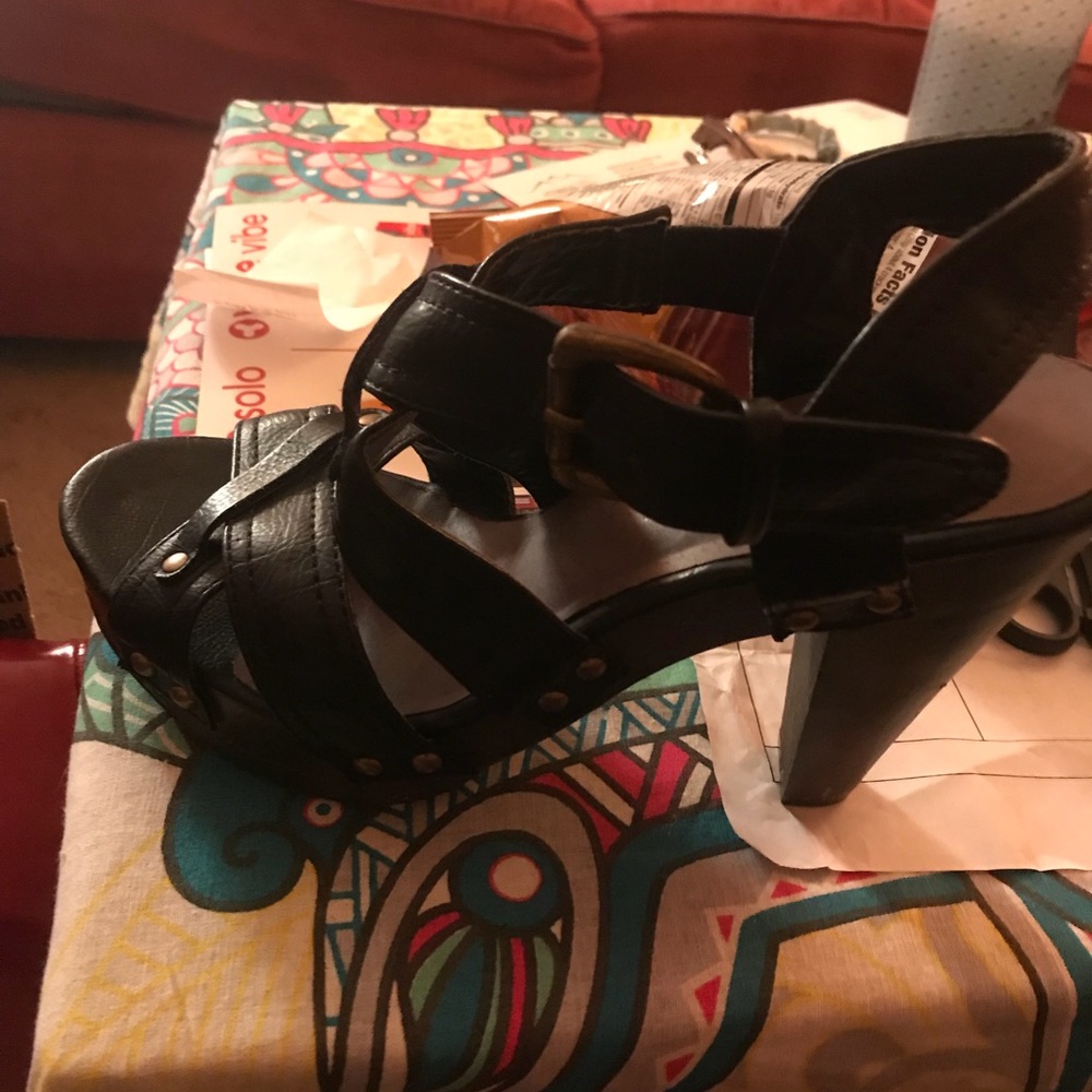 Shoes